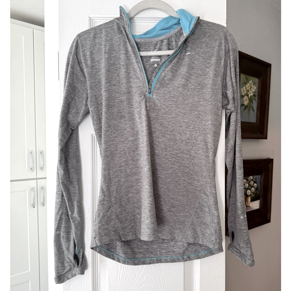 Nike Gray Long Sleeve Quarter-Zip Top